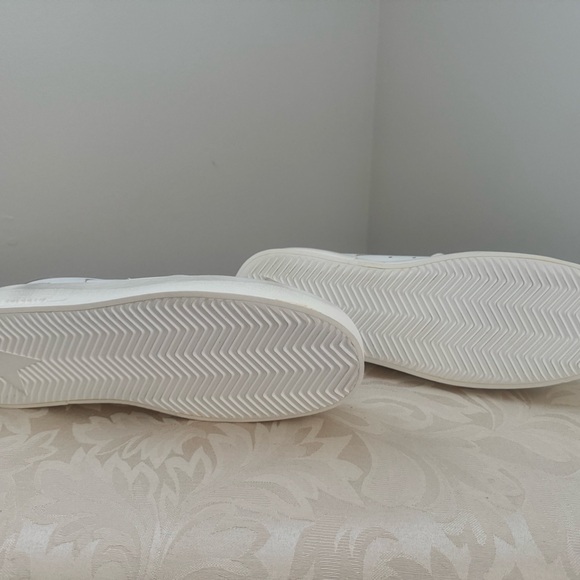 New with Box golden goose for men size 43 - Picture 2 of 4